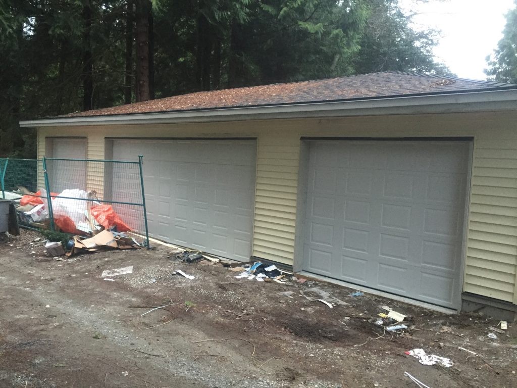 The after view of the garage doors installed in Vancouver.